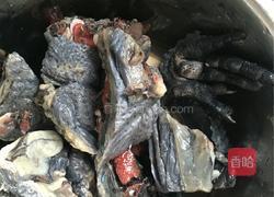 营养乌鸡炖土豆的做法图解1