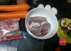 三鲜大扫除馄饨的做法图解1