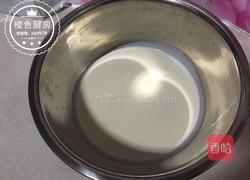 最简单的酸奶雪糕（3分钟搞定）的做法图解2