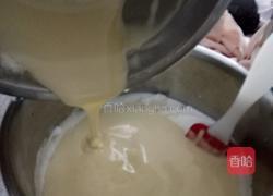 芝麻奶油蛋糕卷的做法图解10