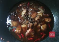 土豆焖五花肉的做法图解8