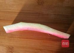 凉拌西瓜皮的做法图解1