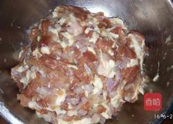  烤羊肉串的做法图解1