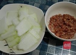 肉丸子冬瓜汤的做法图解1