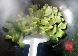 青椒炒鸡蛋的做法图解8