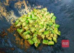 青椒炒面粉的做法图解5