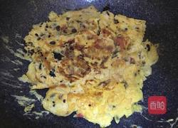 盐豆炒饭的做法图解3