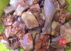 青豆辣炒鸡的做法图解1