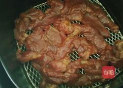 蜜汁烤梅肉的做法图解2