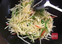 三色椒炒土豆丝的做法图解3