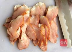 干锅土豆腊肉的做法图解1