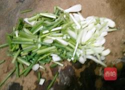 清炒绿豆芽的做法图解2