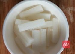 酱辣萝卜条的做法图解1