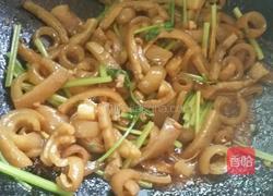 猪皮炒芹菜的做法图解10