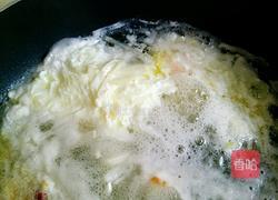 萝卜丝鲜虾鸡蛋面的做法图解4