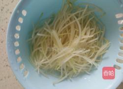 腊味豆芽卷的做法图解4