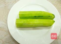 彩椒拌黄瓜的做法图解1