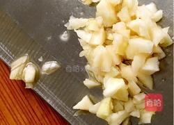 茄子炒金枪鱼的做法图解6