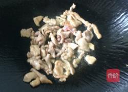 金针菇炒洋葱的做法图解5