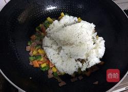 彩椒培根炒饭的做法图解5