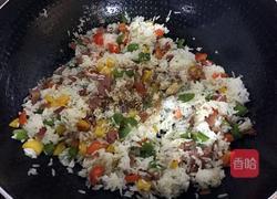彩椒培根炒饭的做法图解6