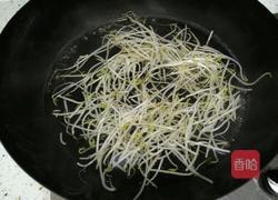 凉面拌绿豆芽的做法图解1
