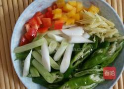 彩椒炒鱿鱼的做法图解2
