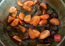 红萝卜炖牛肉的做法图解13