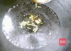 绿豆芽肉丝汤的做法图解6
