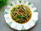绿豆芽炒韭菜