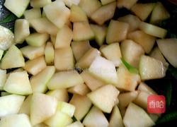 冬瓜千张顿基围虾的做法图解3