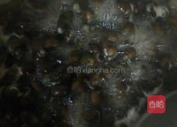 韭菜炒螺丝肉的做法图解2