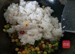 三色炒饭的做法图解6
