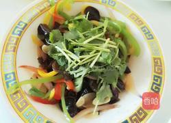 彩椒拌黑木耳的做法图解7