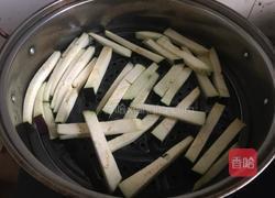 豇豆炒茄子的做法图解2