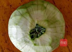 凉拌西瓜皮的做法图解1