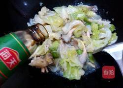 平菇炒卷心菜的做法图解7