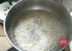 陕西油泼手擀细面的做法图解6