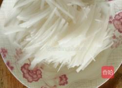 凉拌白萝卜的做法图解2