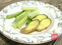 青豆炒虾仁的做法图解5