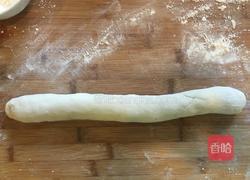 卷心菜油梭子馅包子的做法图解10