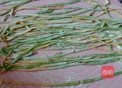 肉酱彩色手擀面的做法图解6