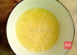 双椒鸡蛋炒饭的做法图解3