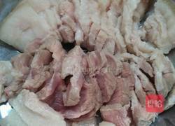 猪肉炒秋葵的做法图解3