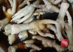 蒜泥辣酱糖醋鸡爪的做法图解5