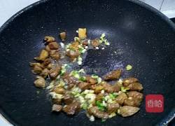  猪肉烧茄子的做法图解6