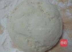 芝麻小糖饼的做法图解1