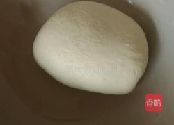 鸡蛋茴香盒子的做法图解1