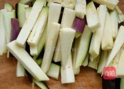 西红柿炒茄子的做法图解1