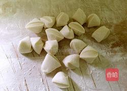 麦穗蒸饺（酸菜青椒鲜肉馅）的做法图解2